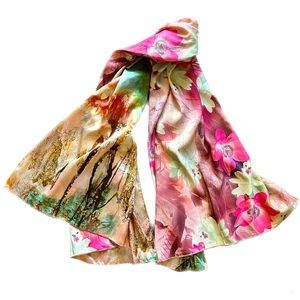 Vintage Reversible Watercolor Floral Print Scarf